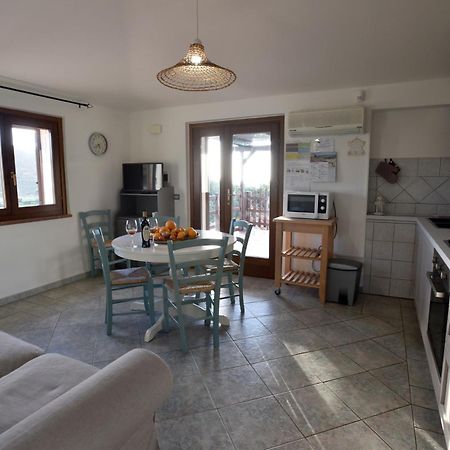 Casa Nel Vigneto Con Vista Mare Daire Magomadas Dış mekan fotoğraf